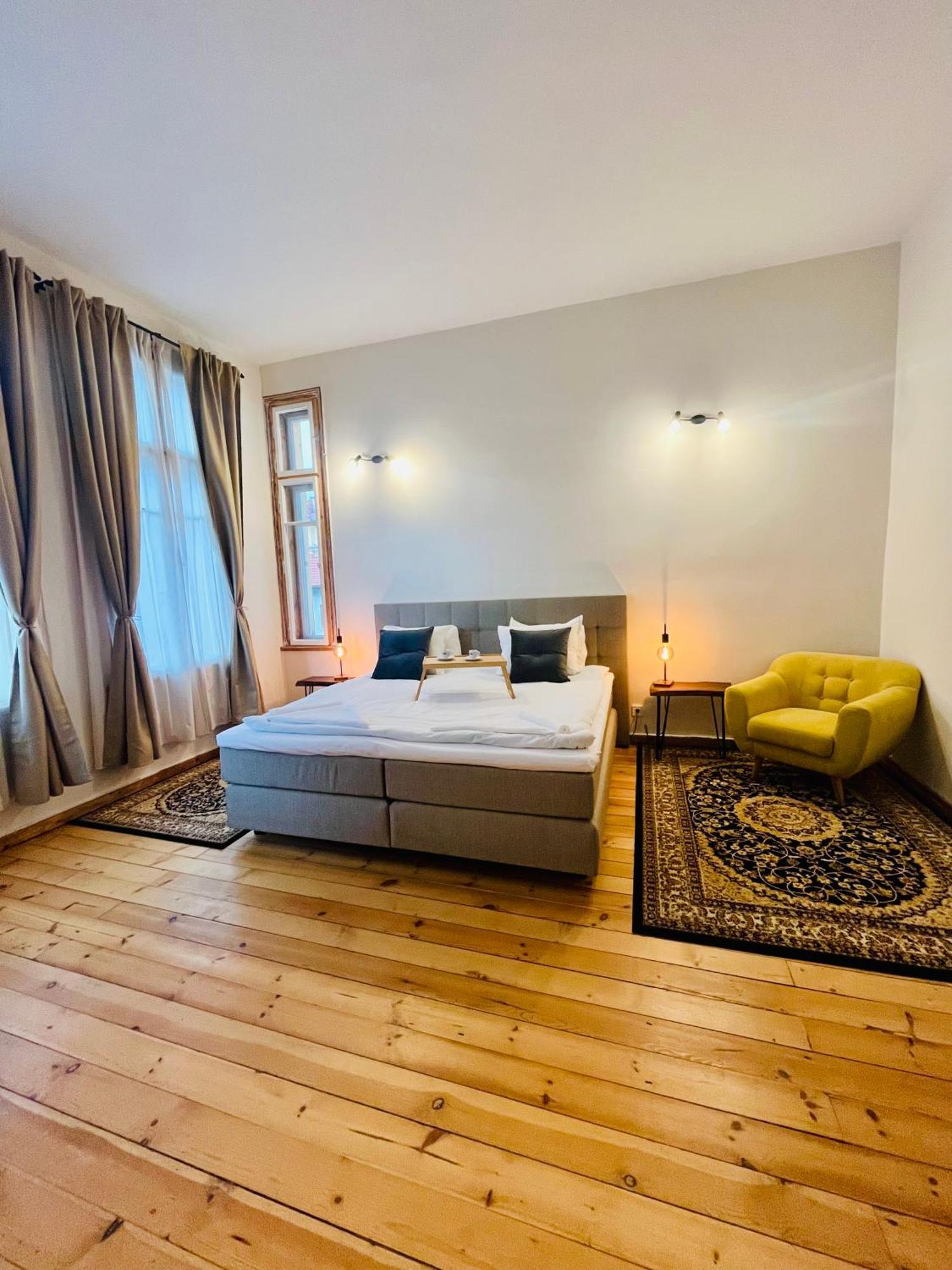 Skyler Vintage Apartments Plovdiv Buitenkant foto
