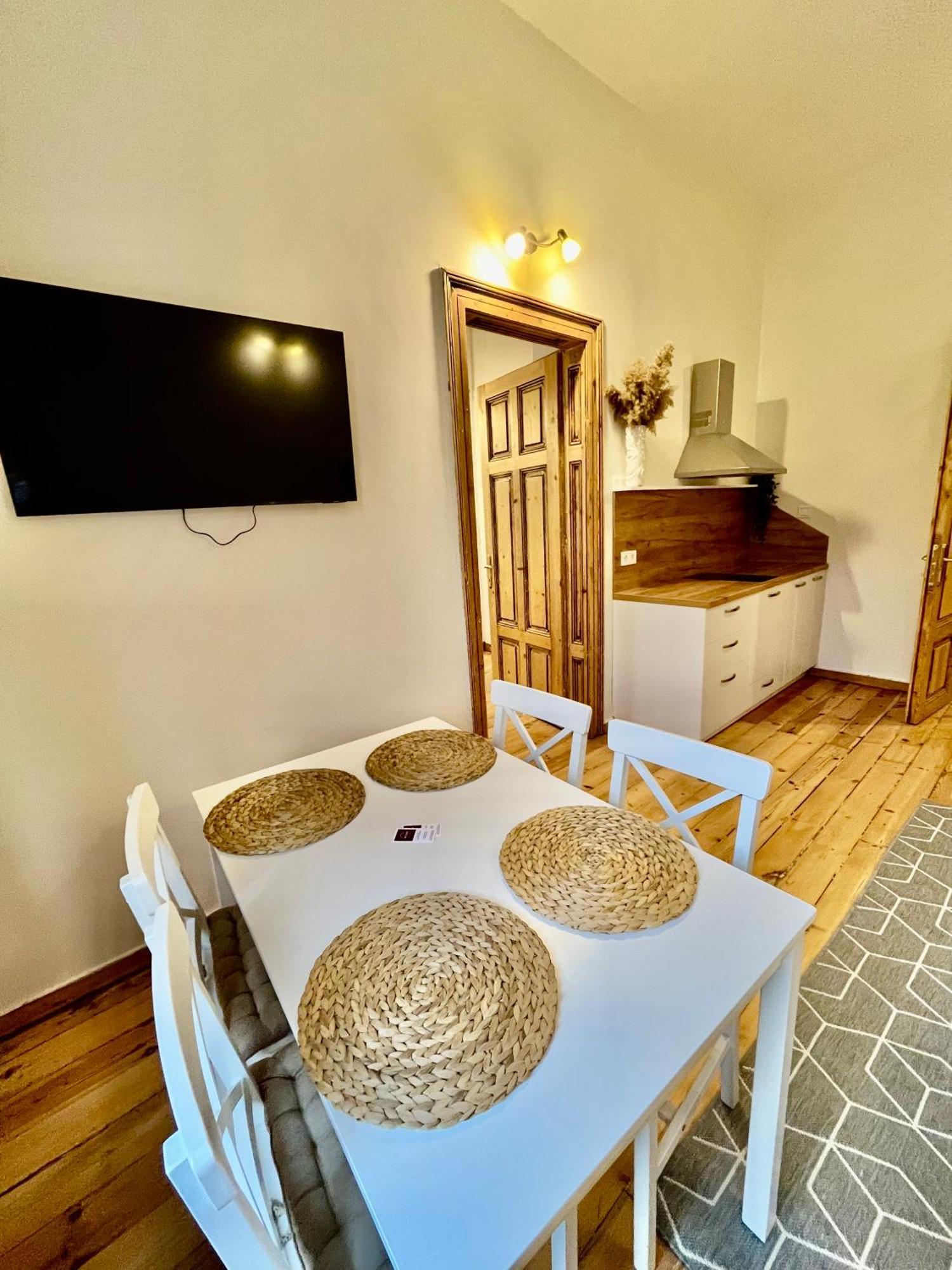 Skyler Vintage Apartments Plovdiv Buitenkant foto