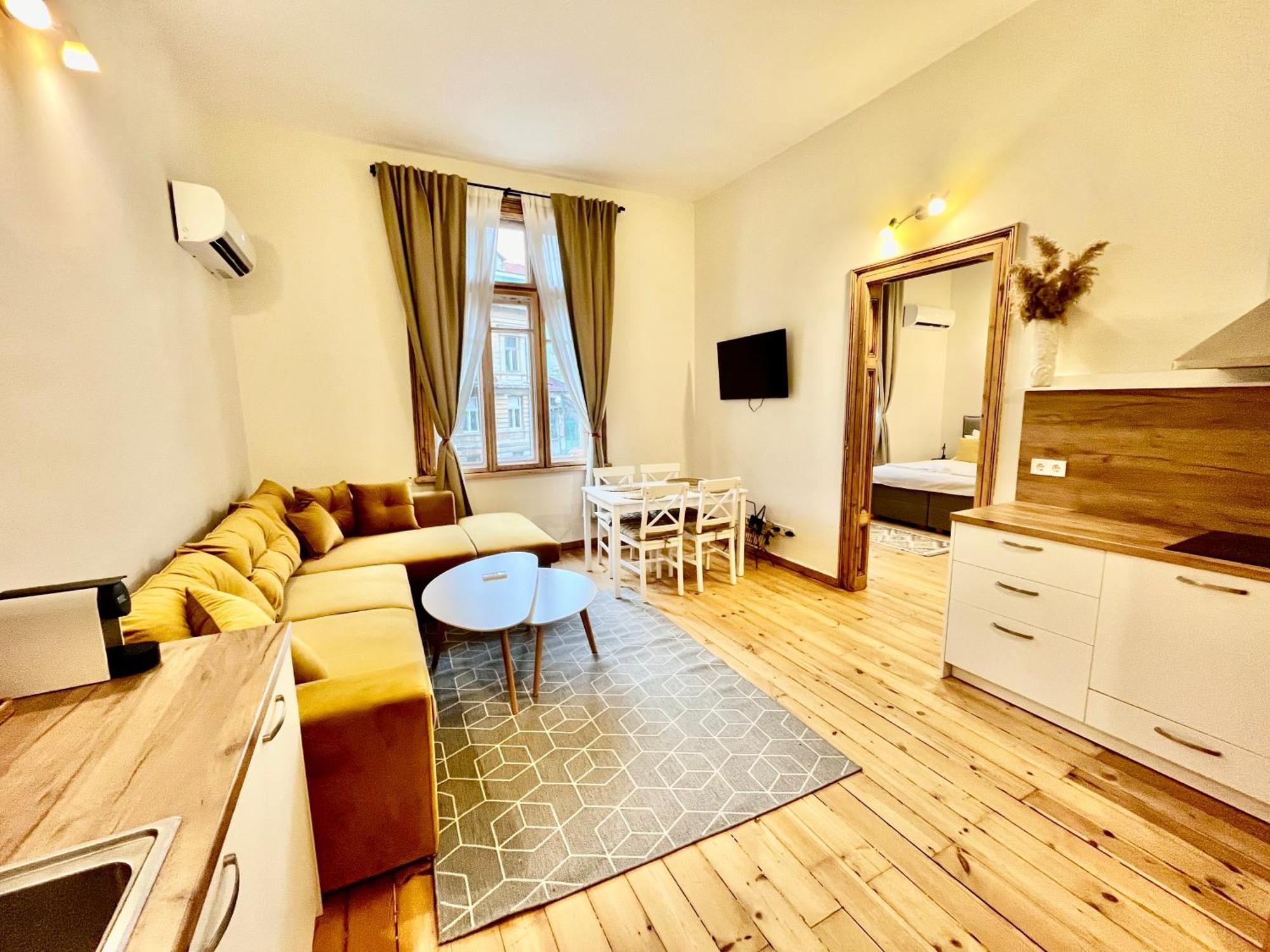 Skyler Vintage Apartments Plovdiv Buitenkant foto